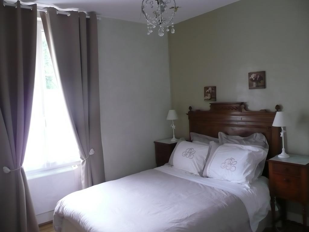 באיו Les Lilas De Bellefontaine חדר תמונה