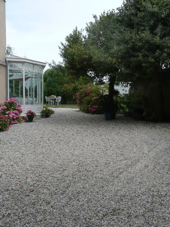 באיו Les Lilas De Bellefontaine חדר תמונה