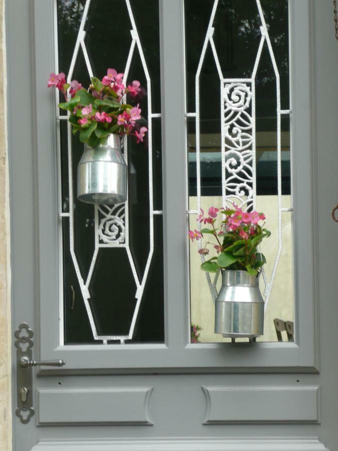 באיו Les Lilas De Bellefontaine מראה חיצוני תמונה